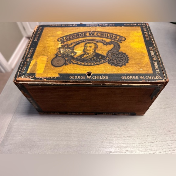 Vintage George W Child's Wooden Cigar Box 2 for 5¢ Factory 117 S.C. Collectors‎ - Picture 16 of 16